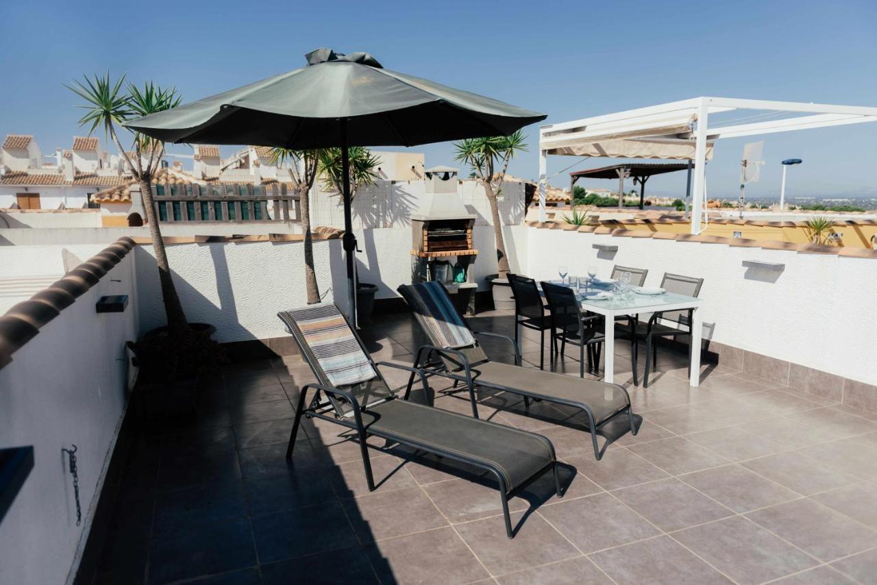Stunning 2 Bedroom Apartment With Pool View 阿利坎特 外观 照片