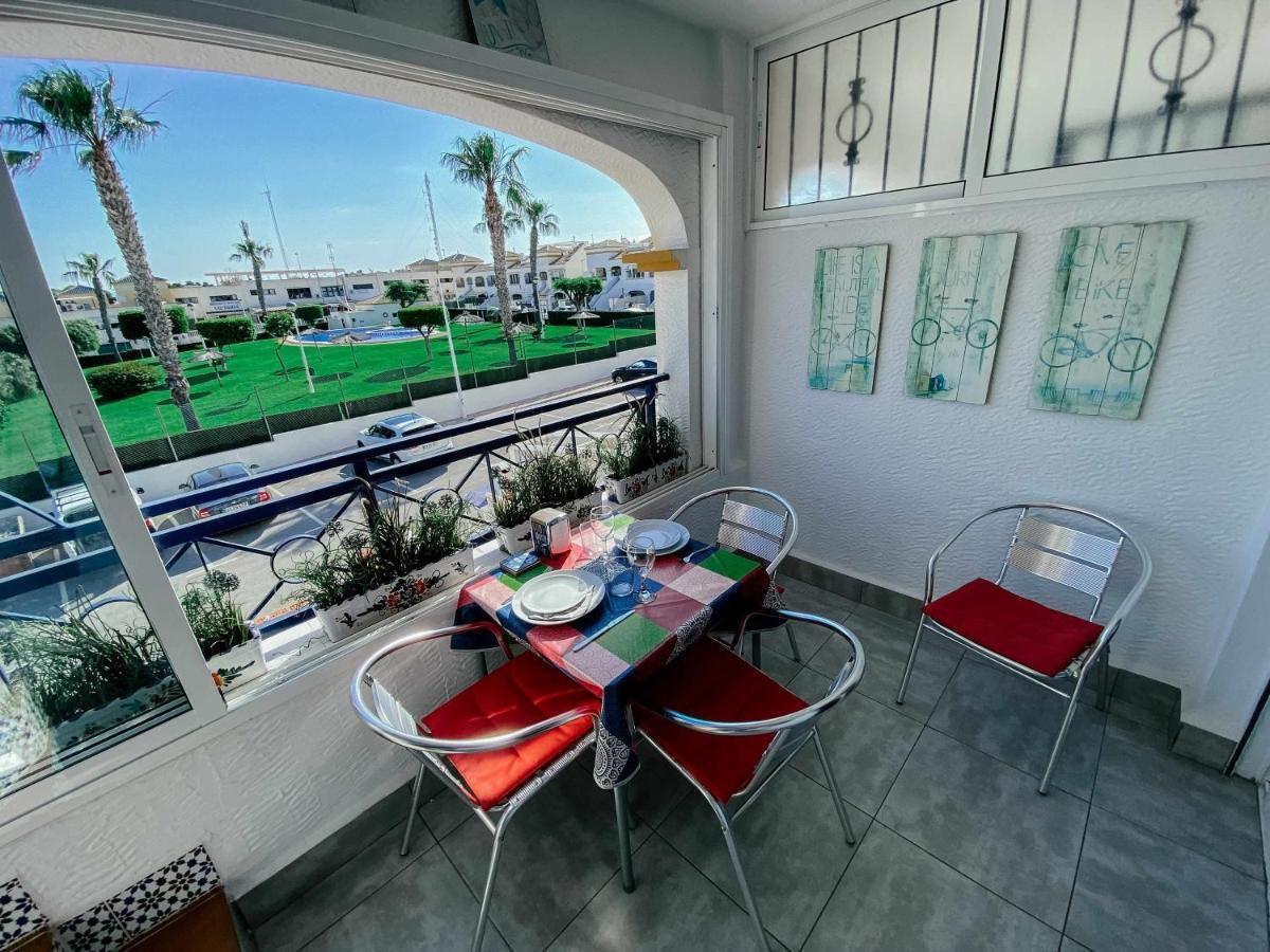 Stunning 2 Bedroom Apartment With Pool View 阿利坎特 外观 照片