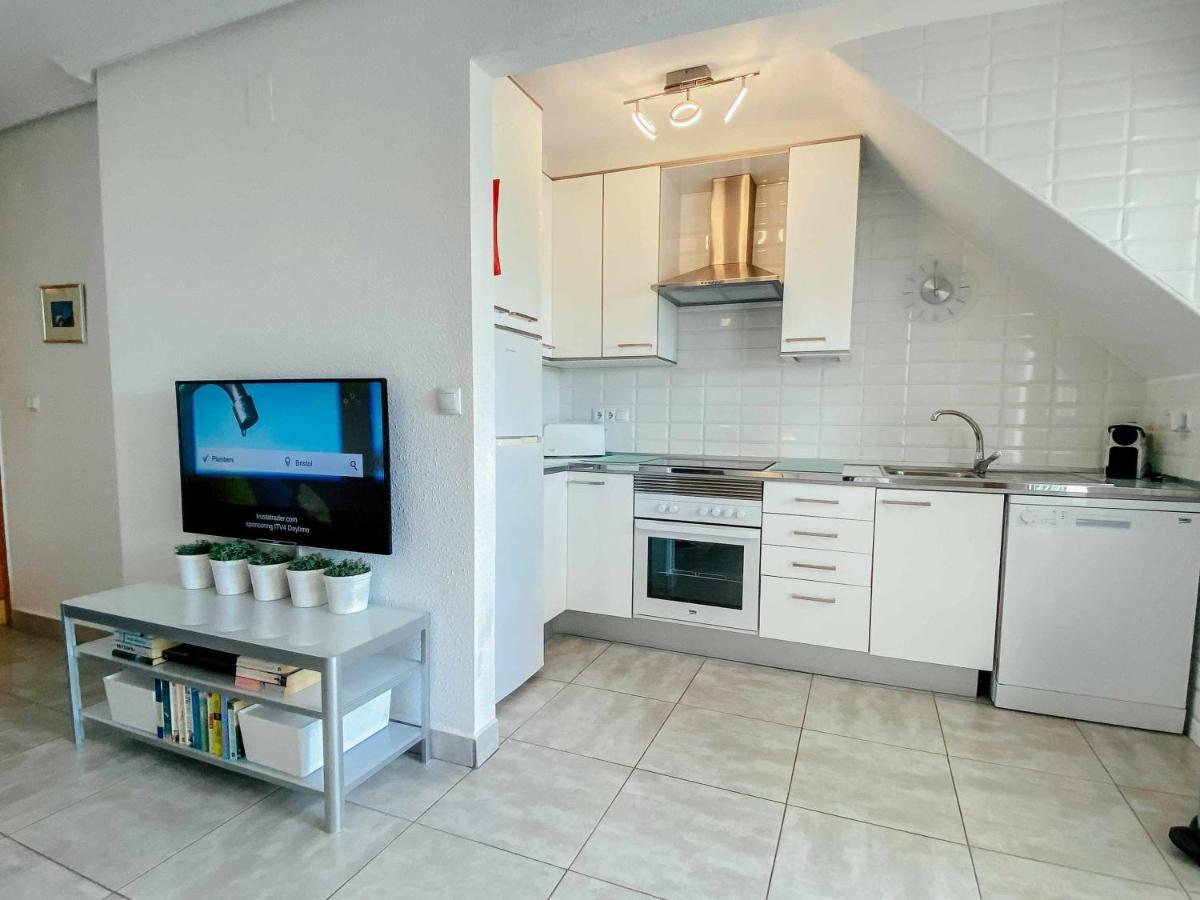 Stunning 2 Bedroom Apartment With Pool View 阿利坎特 外观 照片